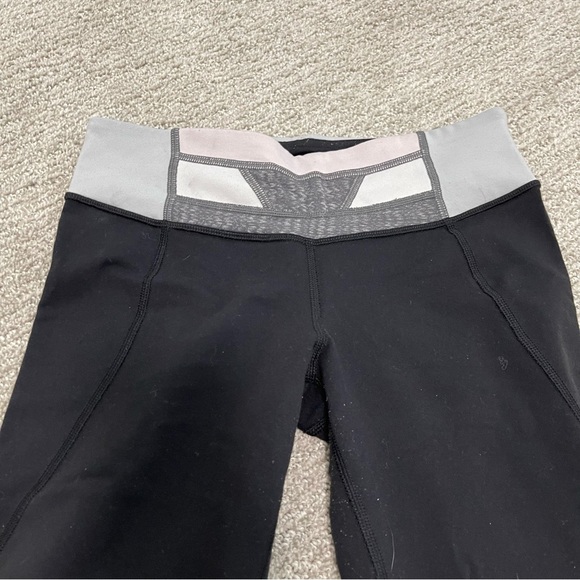 3/$20 Lululemon crop black legging - Picture 6 of 7